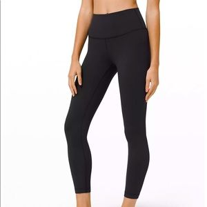Black Wunder Under Lululemon Leggings